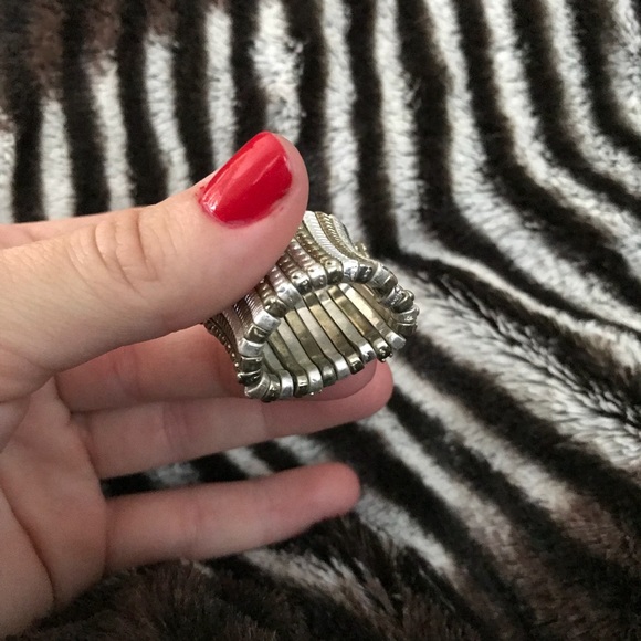 Textured Vertical Bar Stretch Gold & Silver Ring - Picture 5 of 5